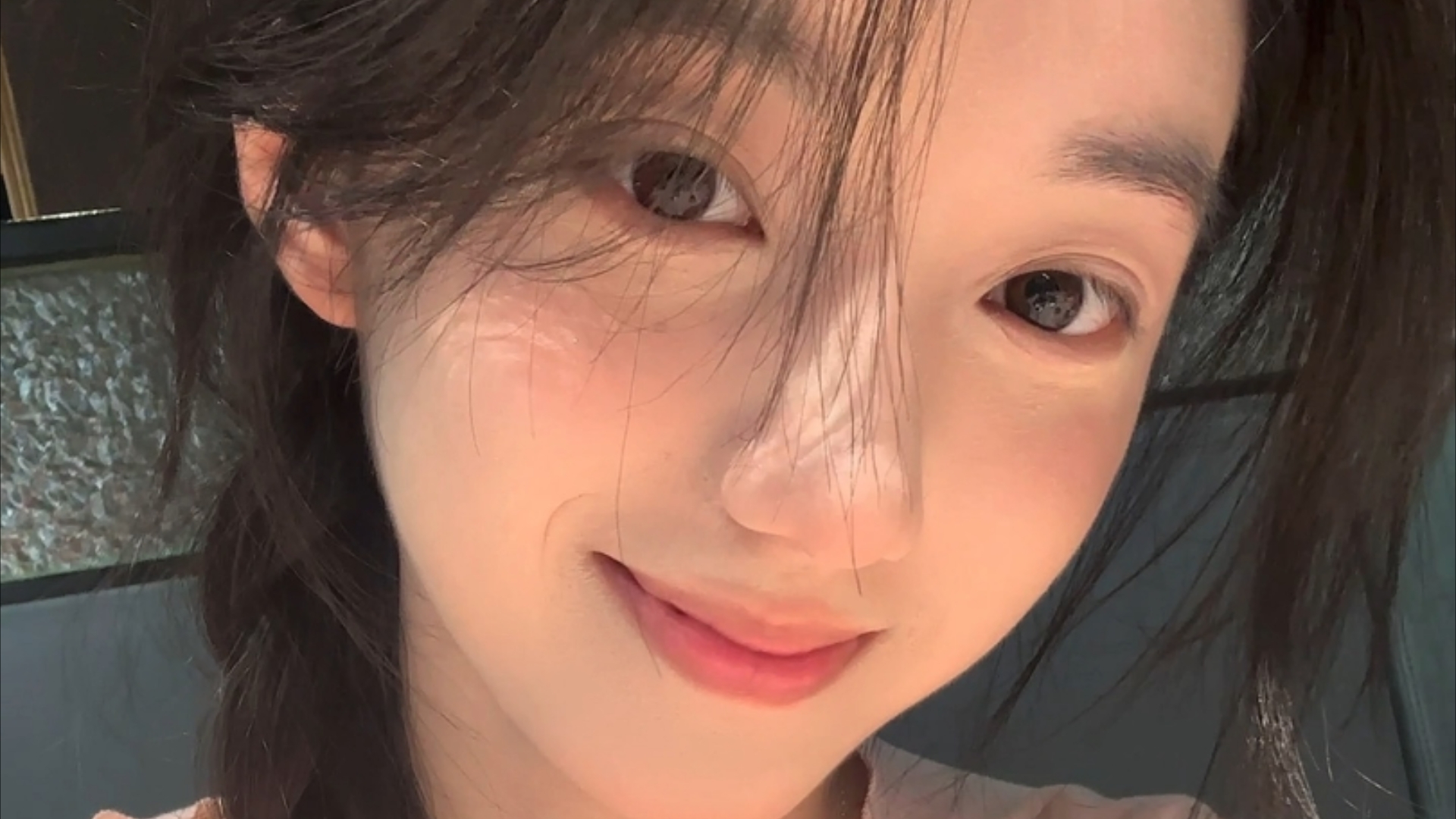 浙江渔船在国际海域救援台湾渔船 国台办：两岸同胞的亲情割不断、挡不住